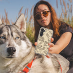 Mundaze - Case for Samsung Galaxy S22 Ultra Slim Shockproof Hard Shell Soft TPU Heavy Duty Protective Phone Cover - Abstract Line Art Faces